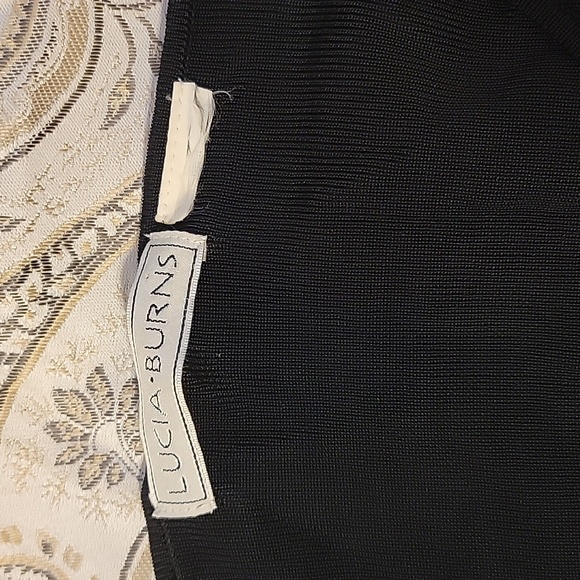 Lucia Burns Vintage Christmas Sweater - Picture 3 of 4